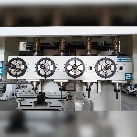 ⁦متعدد الوظائف بخمسة محاور CNC  مركز تشغيل⁩ - الصورة ⁦2⁩